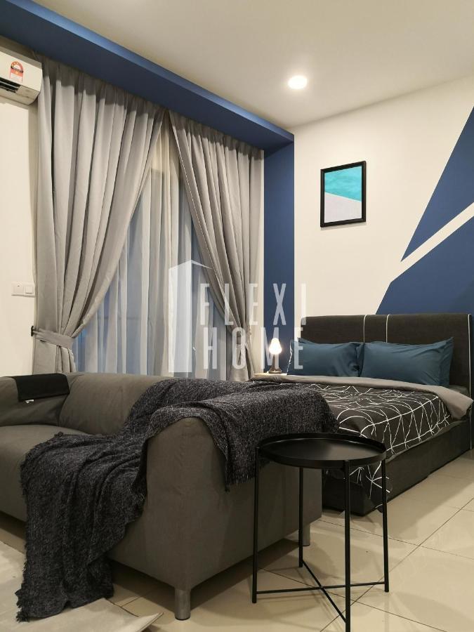 1-2 Guests, Cybersquare Private - Cyberjaya, Flexihome-my Homestay