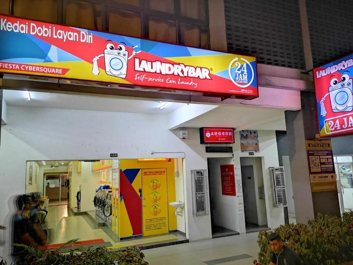1-2 Guests, Cybersquare Private - Cyberjaya, Flexihome-my Homestay *